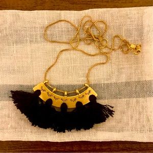 Gold adjustable necklace, only worn a few times!